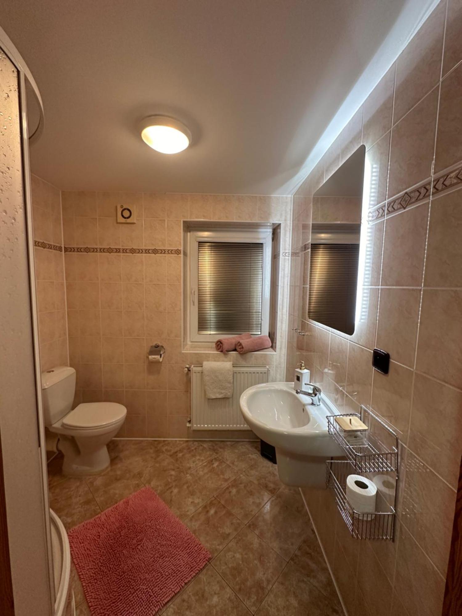 Penzion Benesov Hotel Broumov Ngoại thất bức ảnh