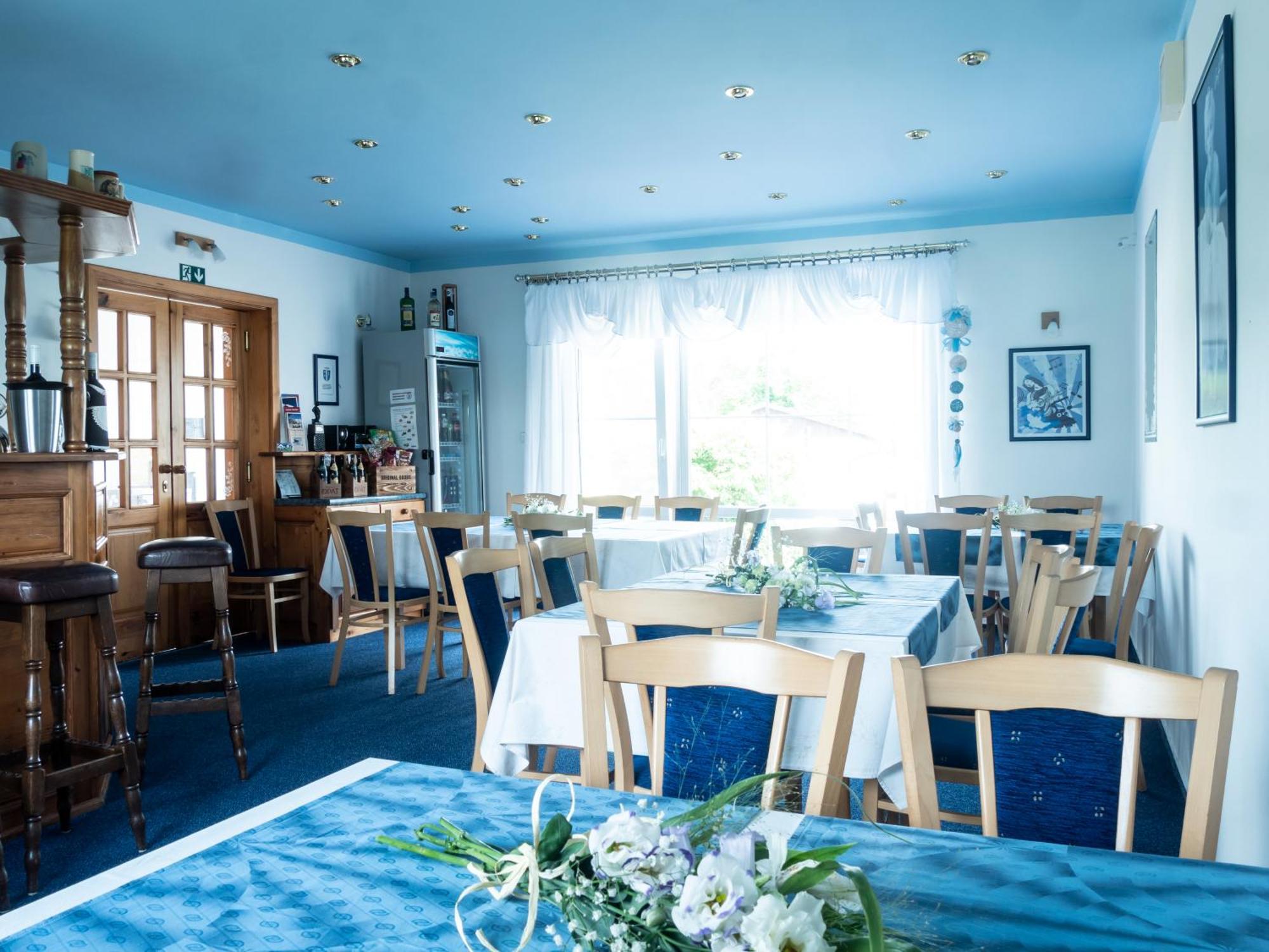 Penzion Benesov Hotel Broumov Ngoại thất bức ảnh